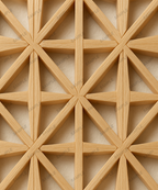 Kumiko Wandpaneel aus Hinoki mit Asanoha-Muster